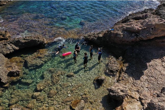 Ruta Guiada de Snorkel con Oceanógrafas (Les Tres Cales, Tarragona)