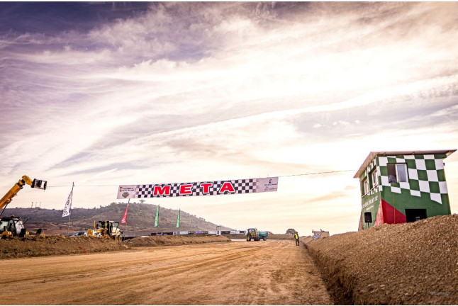 Conducción de Carcross en el Circuito Autocross La Dehesa Alcolea del Pinar (Guadalajara)