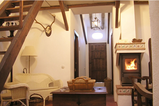 Escapada de 2 Noches con Cena en Hostería Casa Adriano (Alanís, Sevilla)