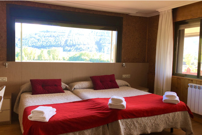 Escapada de 2 Noches con Desayuno en Casa Blanco Conde (Laza, Ourense)