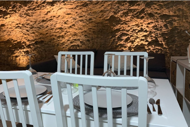Escapada de 2 Noches en Suite Cueva en Setenil Rural (Setenil de las Bodegas, Cádiz)