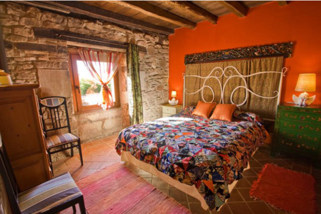 Escapada de 2 Noches con Desayuno en Hotel Rural Casa de las Campanas (Salinas de Pisuerga, Palencia)