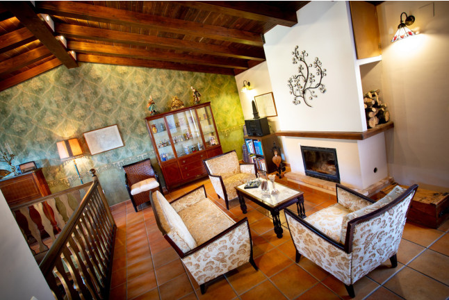 Escapada de 2 Noches con Desayuno en Casa Felisa (Santa Eulalia de Gállego, Zaragoza)