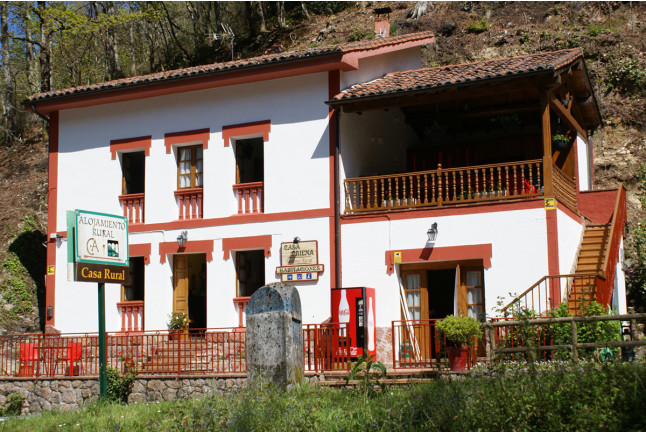 Escapada con Opción a Desayuno en Casa Rural Priena (Covadonga, Asturias)