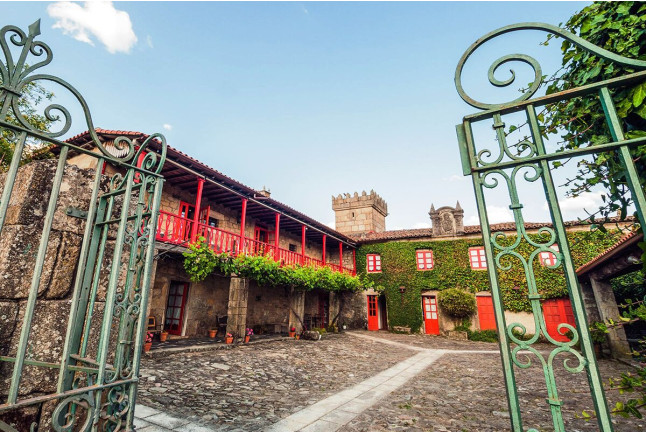 Escapada con Cena en Habitación Premium en Casa Grande de Rosende (Sober, Lugo)