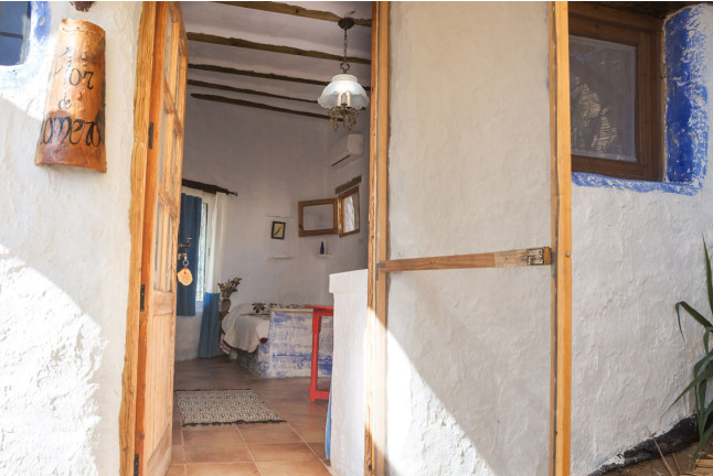 Escapada de 2 Noches con Desayuno en Casa Rural Aloe Vera (Huércal-Overa, Almería)
