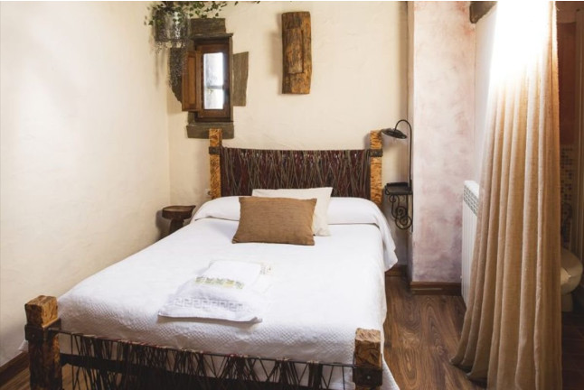 Escapada 2 Noches con Spa Privado en Casa Rural Balneario (Bermellar, Salamanca)