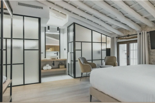Escapada de 2 Noches con Desayuno en ABBI Suites Casa Rural, Suites & Spa (Bocairent, Valencia)