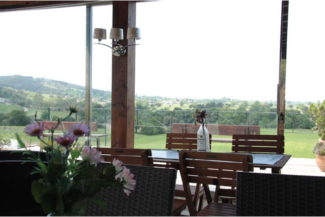 Escapada en Habitación Superior con Bañera de Hidromasaje en Casa Rural Posada El Solar 3* (Galizano, Cantabria)