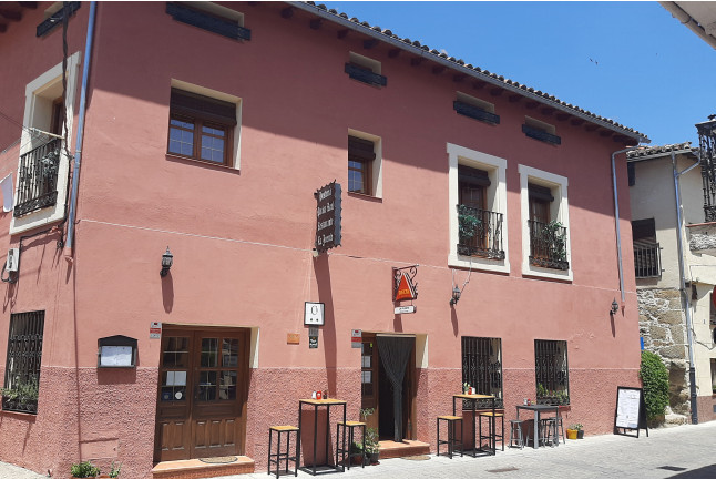 Escapada de 2 Noches con Desayuno en Casa Rural Parada Real (Garganta la Olla, Cáceres)