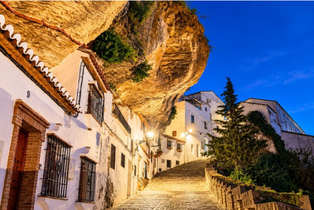 Escapada de 2 Noches en Casa Rural Luxury en Setenil Rural (Setenil de las Bodegas, Cádiz)