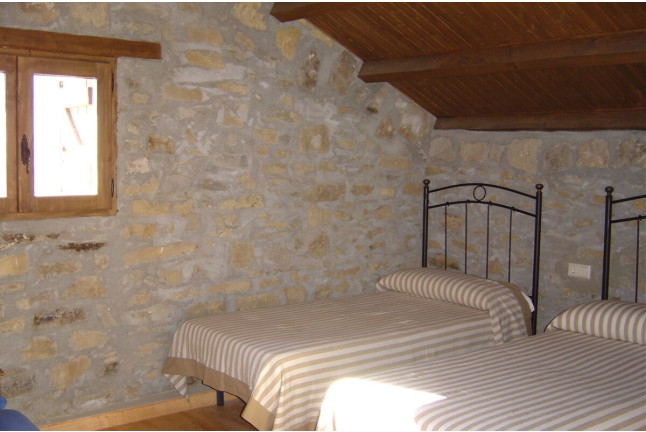 Escapada de 2 Noches con Cena en Casa Rural Tomaso (Reperós, Huesca)