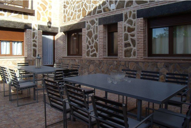 Escapada de 2 Noches en Casa Rural Vallecasar (Los Navalucillos, Toledo)