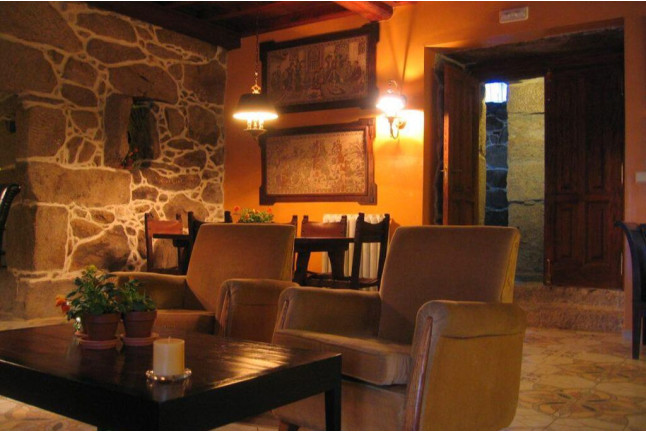 Escapada con Cena en Casa Rural Pazo Larache (Vilaboa, Pontevedra)