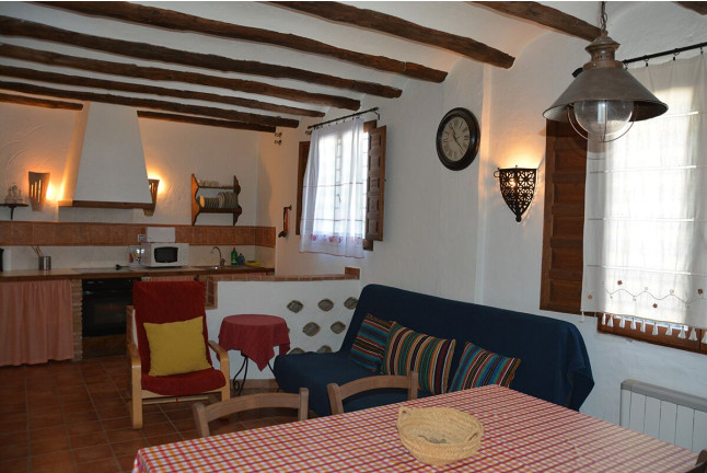 Escapada de 1 Noche con Cena en Casas Rurales con Visita a Museo y Yacimientos Arqueológicos de Galera (Orce, Granada)