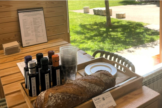 Tour Privado y Cata Degustación para dos en Aceites Artajo (Fontellas, Navarra)