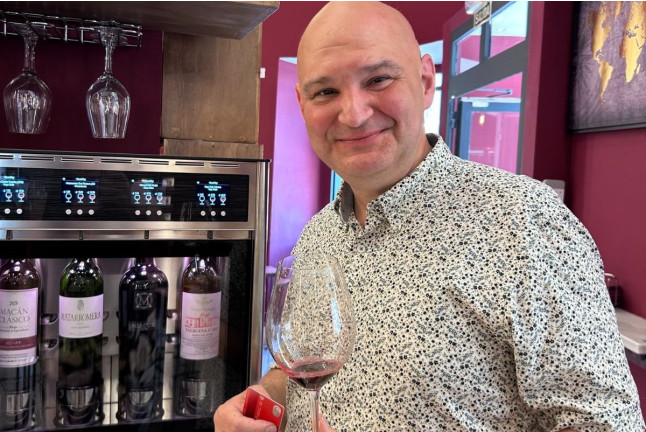 Cata de Aceite de Oliva AOVE y Vinos con el Sumiller Experto Pez Salvaje (Madrid)
