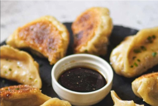 Degustación de Sidras Francesas y Ración de Gyozas para dos (Madrid)