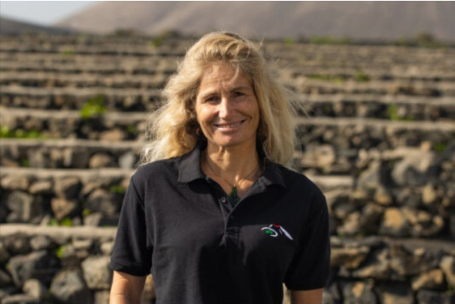 Visita a los Viñedos y a la Bodega Vulcano con Cata de Vinos Guiada (Lanzarote)