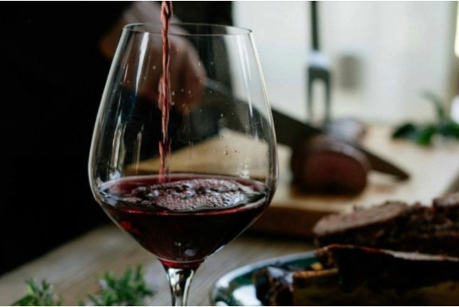 Cata de Vinos en el Centro de Sevilla (Sevilla)