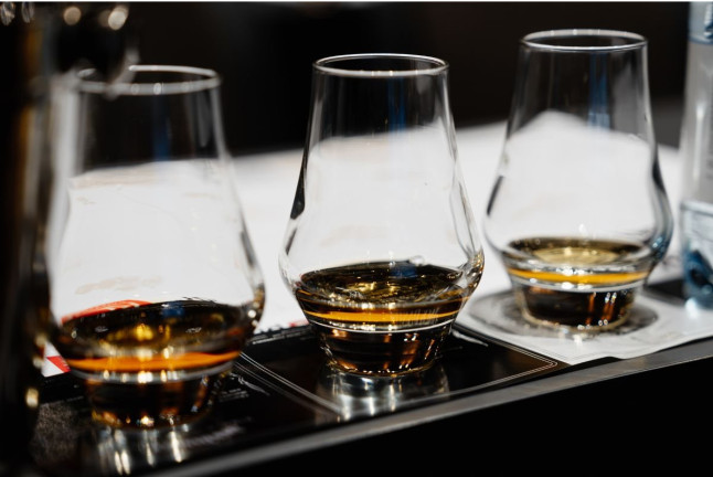 Cata de Whisky y Degustación de Frutos Secos y Chocolate (Madrid)