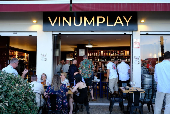 Cata de Vinos con Maridaje de Tapas para dos (Málaga)