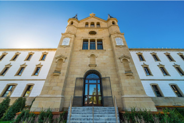 Circuito Spa, Masaje y Cena en Hotel Catalonia Donosti 4* (San Sebastián, Guipúzcoa)
