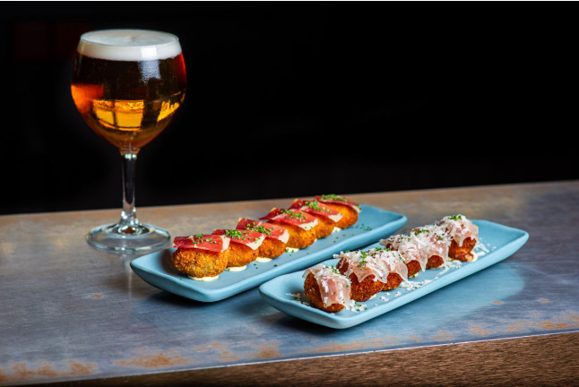 Circuito Spa, Masaje y Comida o Cena en Hotel Catalonia Ronda 4* (Ronda, Málaga)