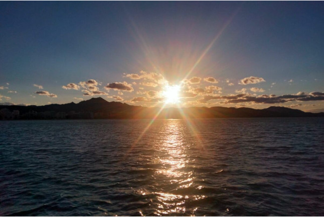 Paseo en Catamarán con Puesta de Sol hacia Cova Tallada (Denia / Jávea, Alicante)