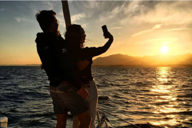 Salida Compartida en Catamarán al Atardecer (Marbella, Málaga)