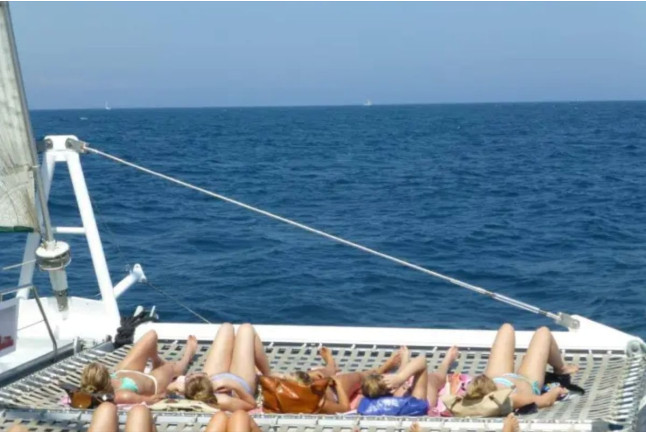 Navegación en Crucero para ver el Skyline de la Ciudad (Barcelona)