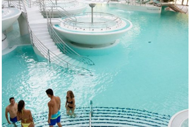Escapada Familiar en Hotel 5* con Entrada a Caldea y Cirque Du Soleil (Andorra)