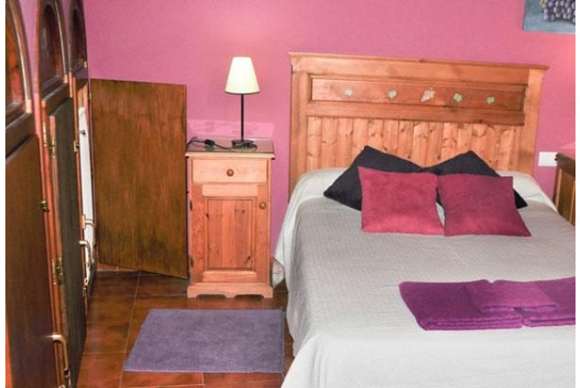 Escapada con Cena en Casa Rural La Hermedaña (Sorzano, La Rioja)