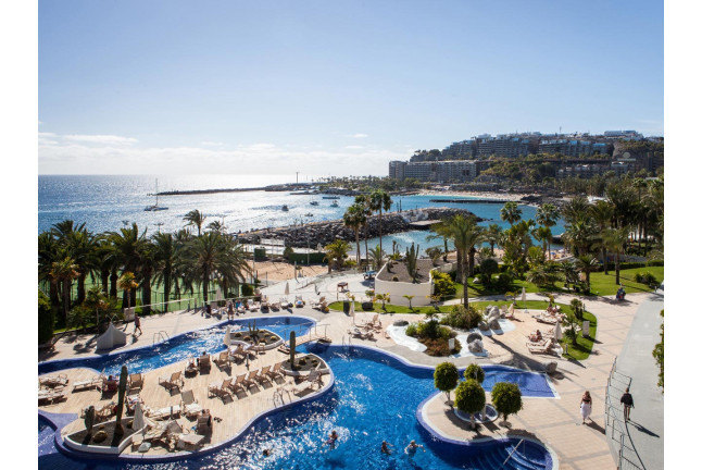 Circuito Spa Privado, Masaje de Aromaterapia y Cava para dos en Spa In Radisson Blu Resort 5* (Arguineguín, Gran Canaria)