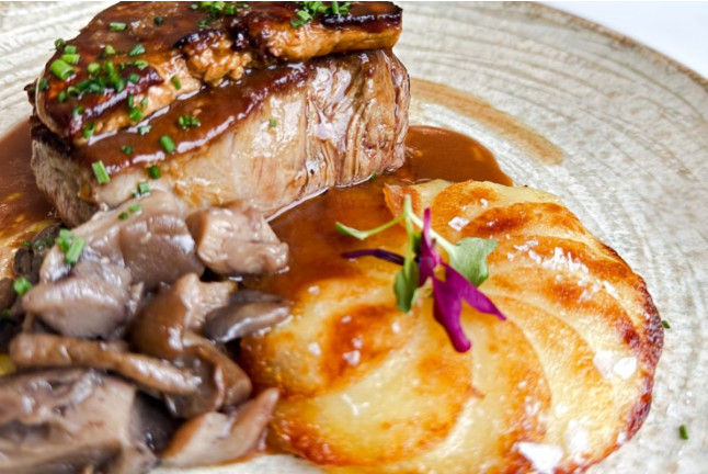 Menú Degustación en Balneari Vichy Catalán (Girona)