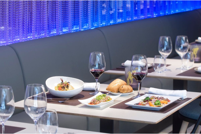 Menú de los Sentidos: Cena a Ciegas en Garum Restaurant del Sallés Hotel Pere IV 4* (Barcelona)
