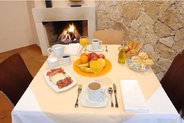 Comida o Cena para dos en La Casa del Cubón (Aguilafuente, Segovia)