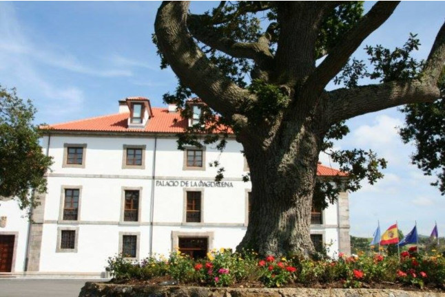 Circuito Spa y Comida o Cena Romántica para dos en Hotel Palacio de la Magdalena 4* (Soto del Barco, Asturias)