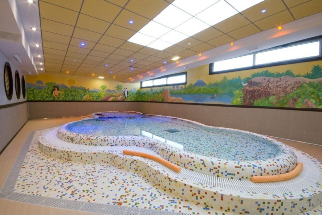 Circuito Spa y Comida o Cena Romántica para dos en Hotel Palacio de la Magdalena 4* (Soto del Barco, Asturias)