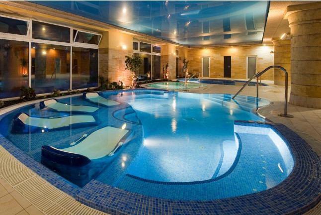 Spa y Cena o Comida Romántica en Elba Estepona Gran Hotel 5* (Málaga)