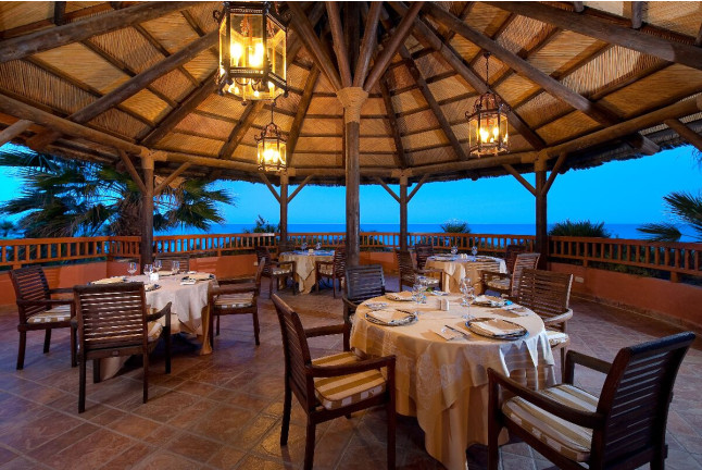 Spa y Cena o Comida Romántica en Elba Estepona Gran Hotel 5* (Málaga)