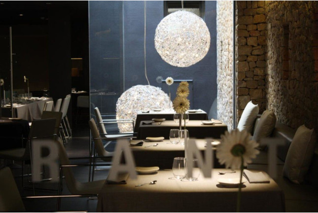 Spa con Masaje y Comida o Cena para dos en Hotel Gran Claustre Restaurant & Spa 4* (Altafulla, Tarragona)