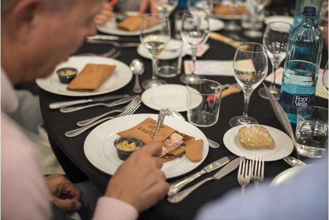 Cena de los Sentidos con Visita Guiada a la Real Academia de Medicina (Barcelona)