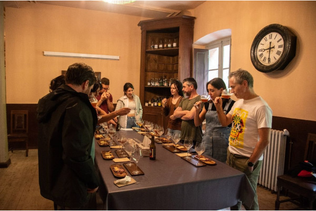 Experiencia La Victoria: Visita, Cata y Maridaje de Quesos en ORDUM Cerveza de Asturias (Asturias)