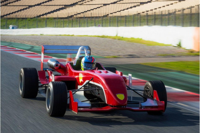 Conduce un Fórmula 2.0 en Circuito de Calafat (Ametlla de Mar, Tarragona)