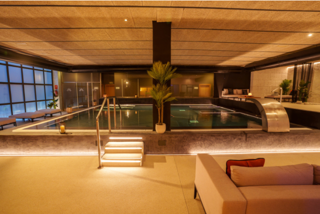 Circuito Spa y Masaje Relajante para dos en Valencia Congress Hotel&Spa 4* (Paterna, Valencia)