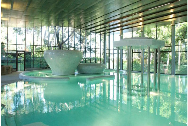 Spa "Aquatonic" para dos en Hotel Termes de Montbrió 4* (Tarragona)