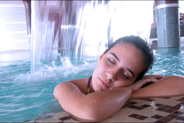 Circuito Spa en Hotel Palacio Albacete & Spa 4* y Visita a Bodega Los Aljibes con Cata de Vinos (Albacete)