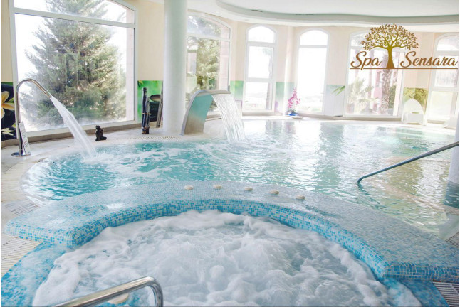 Circuito Termal y Masaje con Envoltura o Fangoterapia para dos en Spa Sensara (Benalmádena, Málaga)
