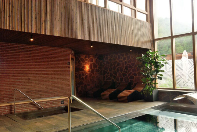 Circuito Termal Familiar en Spa & Wellness Roca Vermella (Prades, Tarragona)